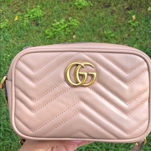 GUCCI GG Marmont Mini Matelasse Camera Bag in Rose
